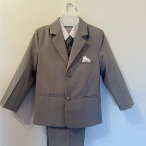 Boys Gray Formal Suit Set with Vest and Tie